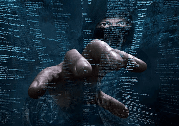 Clé numérique symbolisant le vol de clés API dans un environnement de développement logiciel