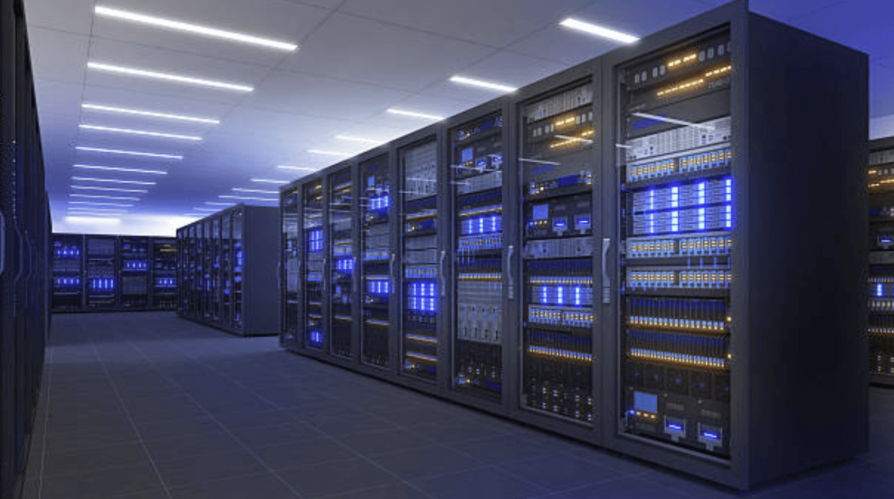 Vue aérienne d'un immense centre de données dédié à l'intelligence artificielle